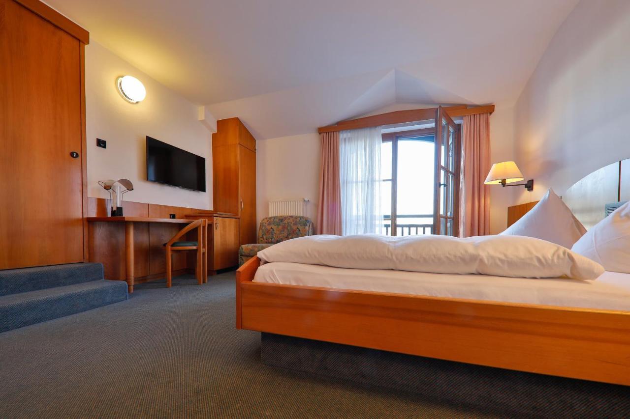 Hotel Edlingerwirt - Sauna & Golfsimulator Inklusive Spittal an der Drau Exterior foto
