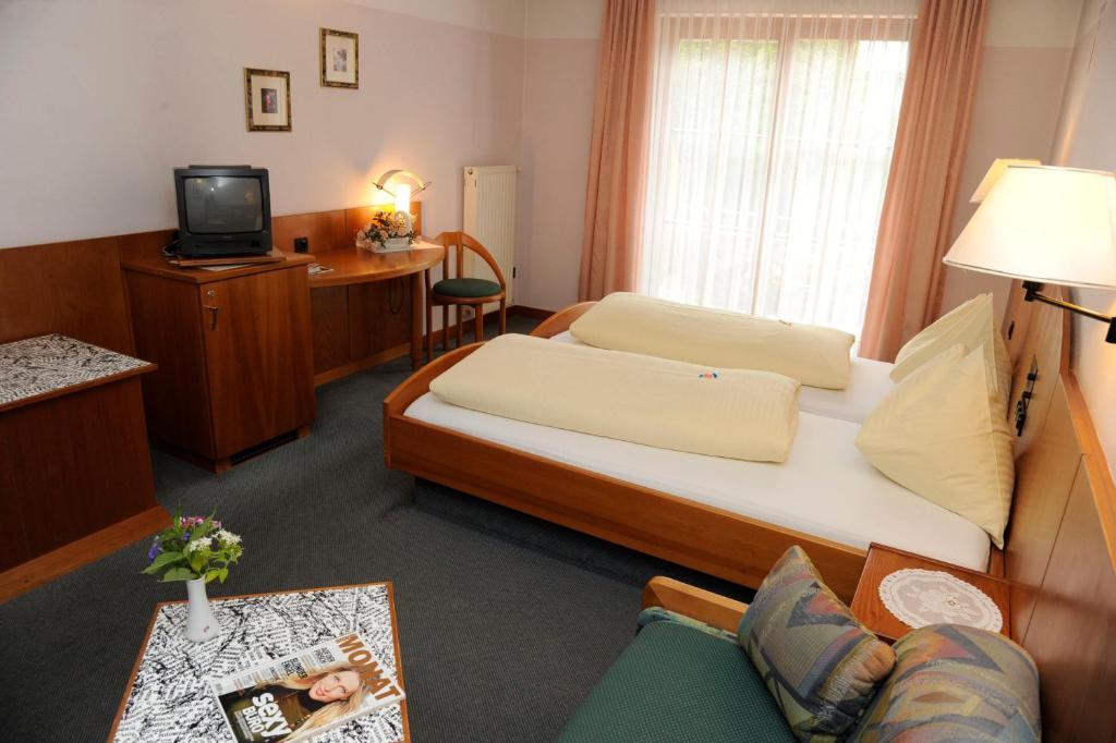 Hotel Edlingerwirt - Sauna & Golfsimulator Inklusive Spittal an der Drau Habitación foto